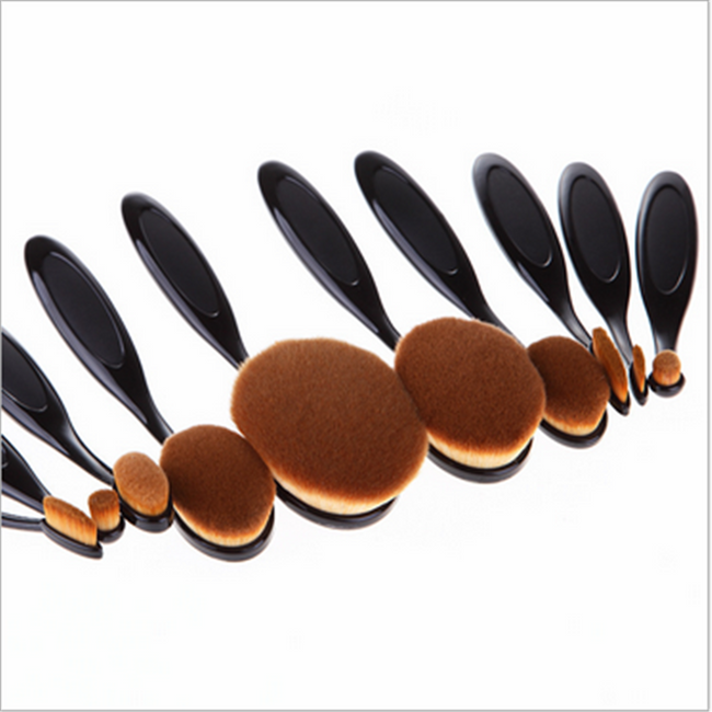 The New 10 Toothbrush-Type Makeup Brush